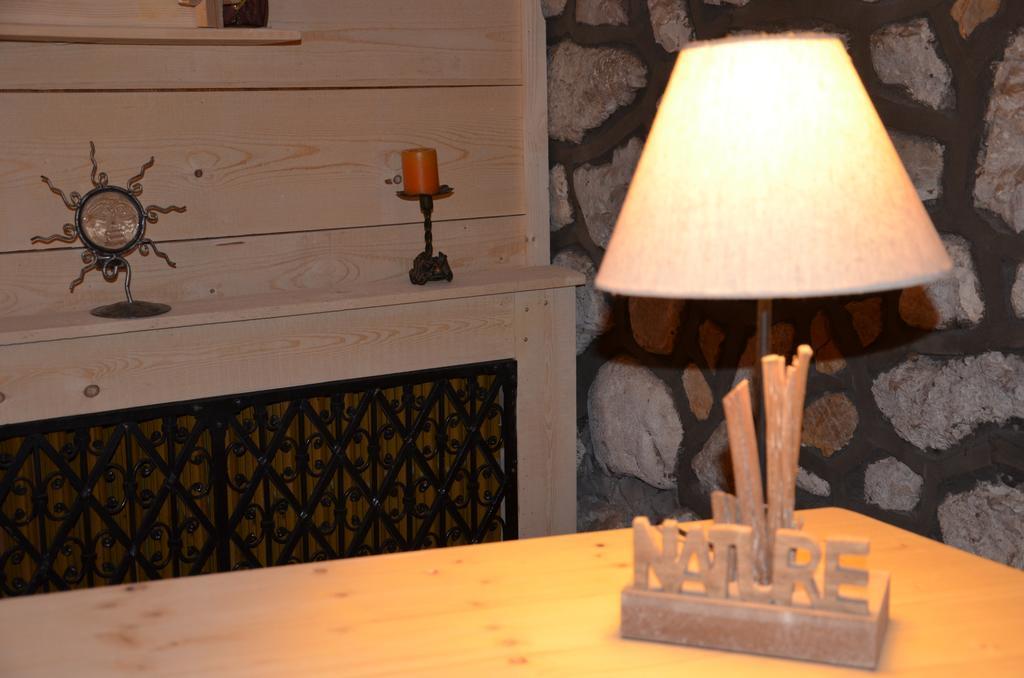 Relais Mont Jura Adults Only Bed & Breakfast Lélex Rom bilde